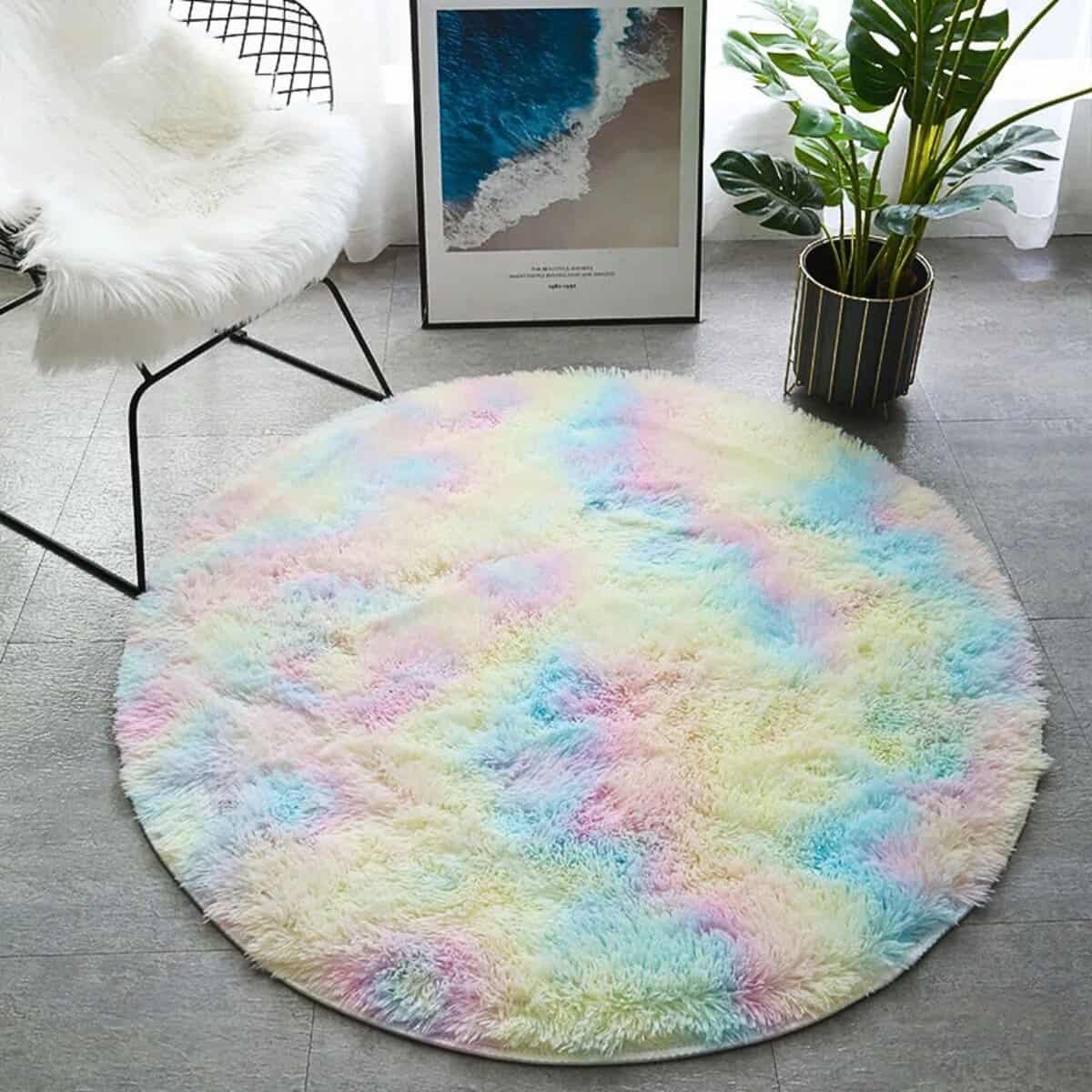 Tapis chambre moelleux en peluche ce tapis chambre moelleux en peluche augmente le confort de votre chambre, mais il ajoute également une dimension esthétique avec son design moderne et ses couleurs apaisantes.
