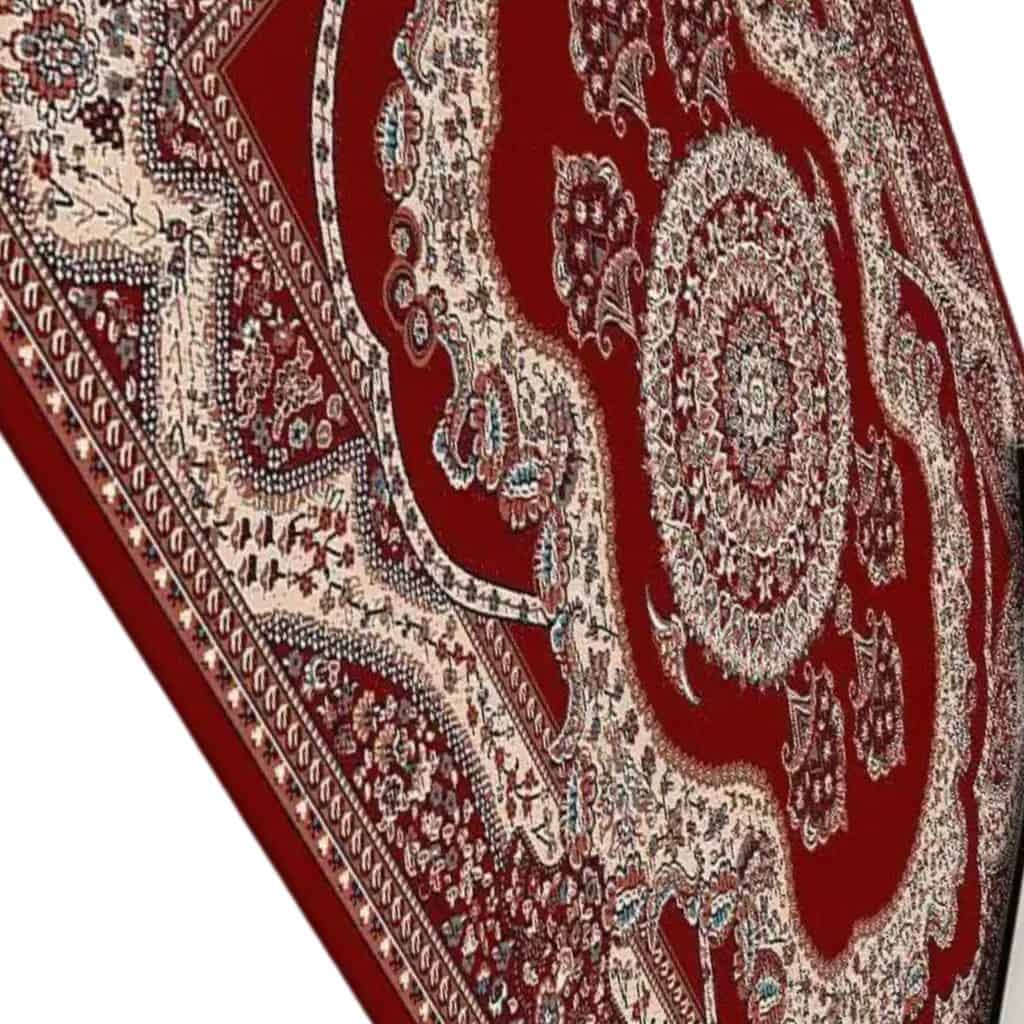 Tapis persan vintage haut de gamme au design raffiné, parfait pour sublimer votre salon. Ce tapis, avec ses motifs complexes et ses couleurs riches, ajoute une touche d'élégance et de sophistication à votre intérieur. Fabriqué avec des matériaux de qualité supérieure, il est à la fois doux au toucher et durable. Idéal pour créer une ambiance chaleureuse et accueillante, tout en apportant une note de luxe et de tradition à votre décoration
