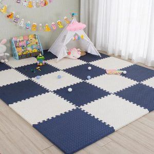 tapis puzzle en mousse d'une épaisseur de 0.5-1 cm. Antidérapant et lavable pour protéger le sol et vos enfants.