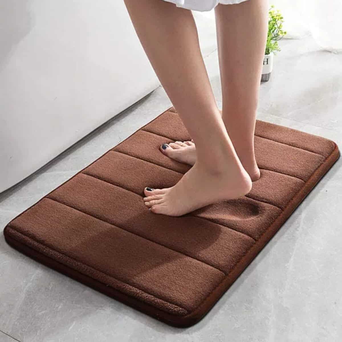 Tapis salle de bain super absorbant à mémoire de forme Tapis salle de bain super absorbant à mémoire de forme