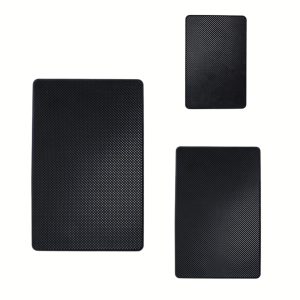 Tapis voiture adhésif pour tableau de bord est conçu pour offrir une surface antidérapante idéale pour maintenir vos objets personnels en place pendant la conduite. Fabriqué à partir de matériaux de haute qualité, il adhère fermement au tableau de bord, empêchant les objets tels que les téléphones, les clés et les lunettes de glisser même lors de freinages brusques ou de virages serrés. Disponible en plusieurs tailles, ce tapis est facile à installer et à retirer sans laisser de résidus. Sa texture en fibre de carbone ajoute une touche élégante et moderne à l'intérieur de votre véhicule. Parfait pour garder vos objets essentiels à portée de main en toute sécurité, ce tapis est un accessoire pratique et stylé pour tous les conducteurs