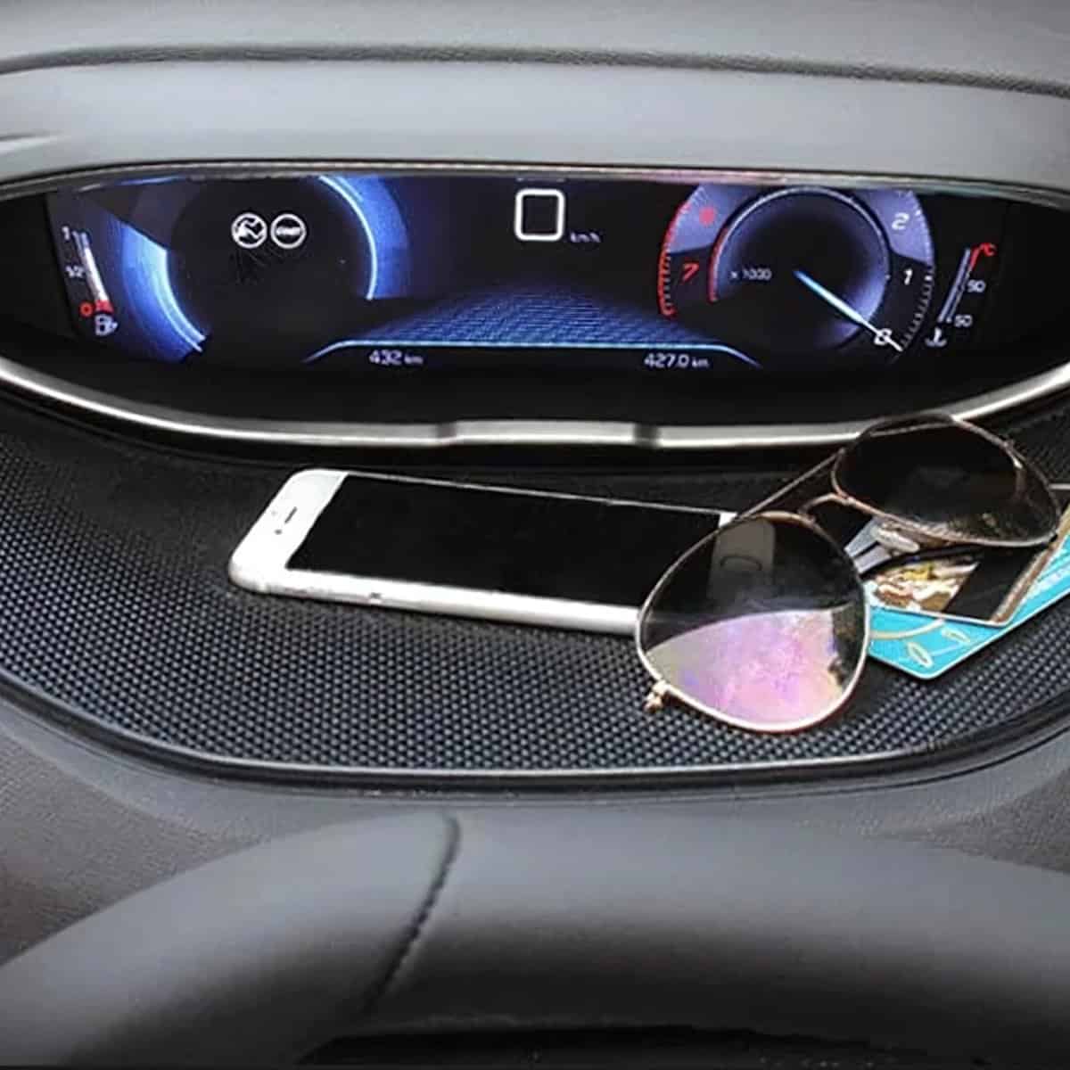 Tapis voiture anti-dérapant pour compteur Tapis voiture anti-dérapant pour compteur