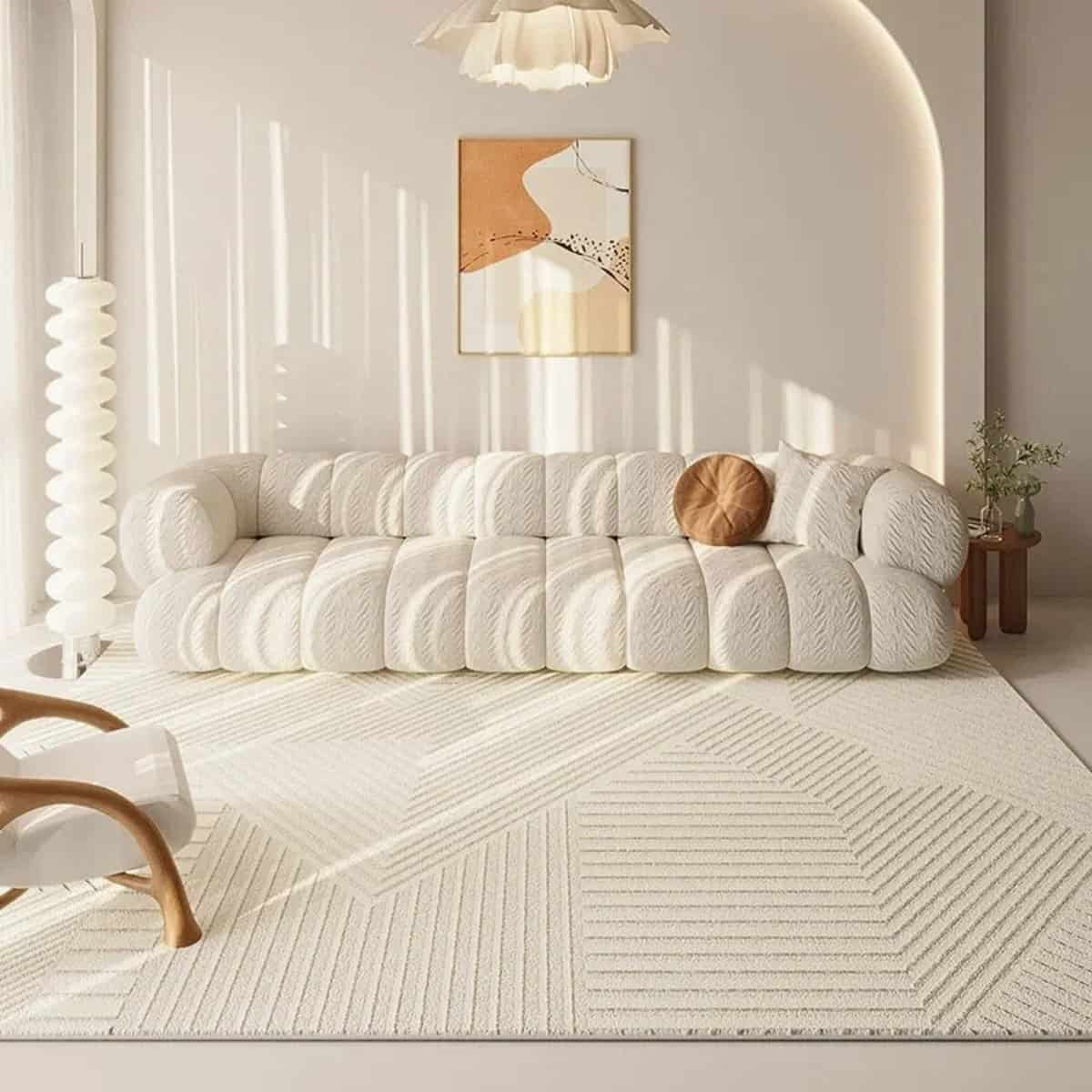 Tapis beige crème moderne à motif Notre tapis beige crème moderne à motif, parfait pour ajouter élégance à votre espace. Confortable et durable, il s'adapte à tous décors.