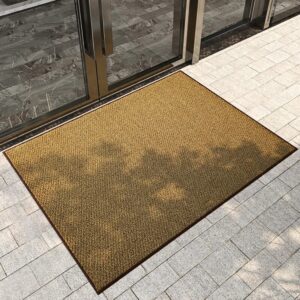 Découvrez notre tapis d'entrée étanche, idéal pour protéger et sécuriser votre espace d'accueil. Conçu avec des matériaux de haute qualité, ce tapis offre une imperméabilité exceptionnelle, gardant votre entrée sèche et propre.