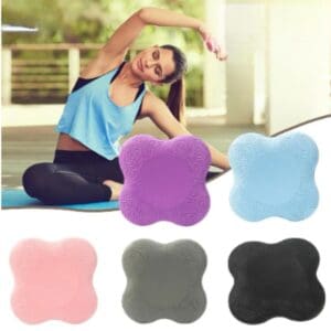 Ce tapis de gym pour coudes, avec son design ergonomique et ses couleurs apaisantes, est idéal pour soutenir vos coudes pendant les exercices au sol. Sa surface antidérapante assure une adhérence maximale, tandis que son épaisseur généreuse offre un excellent soutien et un confort supérieur, réduisant la pression et la douleur.
