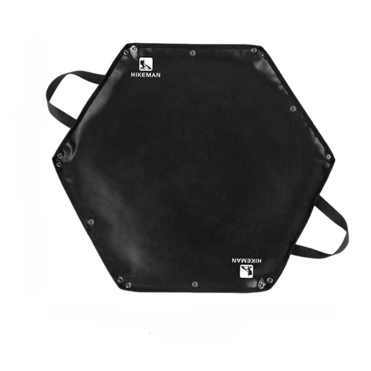 Tapis de sol camping ignifugé anti-flamme Découvrez notre tapis de sol camping ignifugé anti-flamme Idéal pour une utilisation près du feu de camp, offrant une protection anti-flamme.