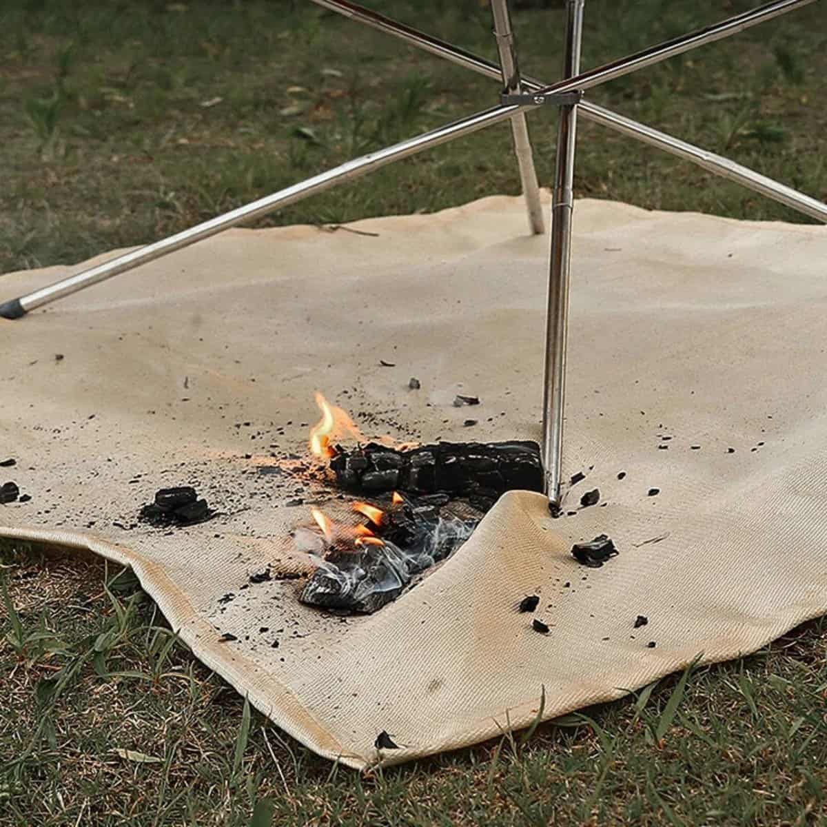 Tapis de sol camping ignifugé pour les hautes températures Tapis de sol camping ignifugé pour les hautes températures