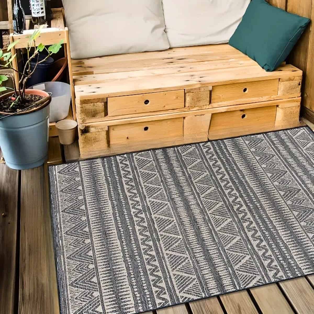 Tapis extérieur design géométrique Tapis extérieur design géométrique
