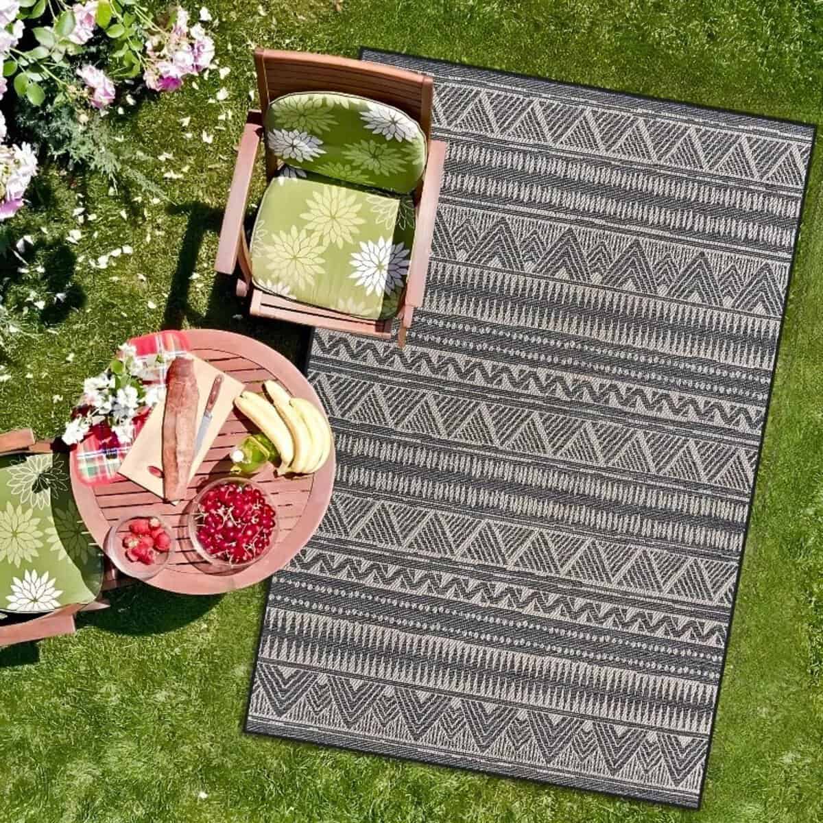 Tapis extérieur design géométrique Tapis extérieur design géométrique