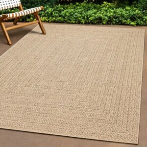Tapis extérieur en jute. Charme rustique, durabilité naturelle, style authentique. Idéal pour patio et jardin avec un design chaleureux.