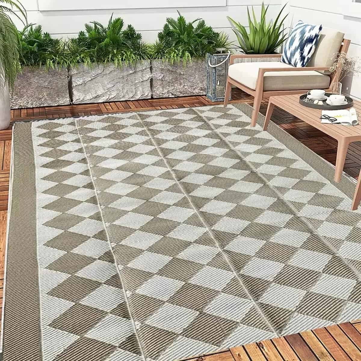 Tapis extérieur lavable Découvrez notre tapis extérieur lavable, parfait pour votre jardin ou terrasse. Style, durabilité et praticité au rendez-vous !