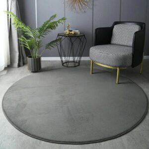 Explorez notre tapis rond en velours, alliant luxure et confort. Parfait pour apporter une touche de sophistication à votre espace de vie.