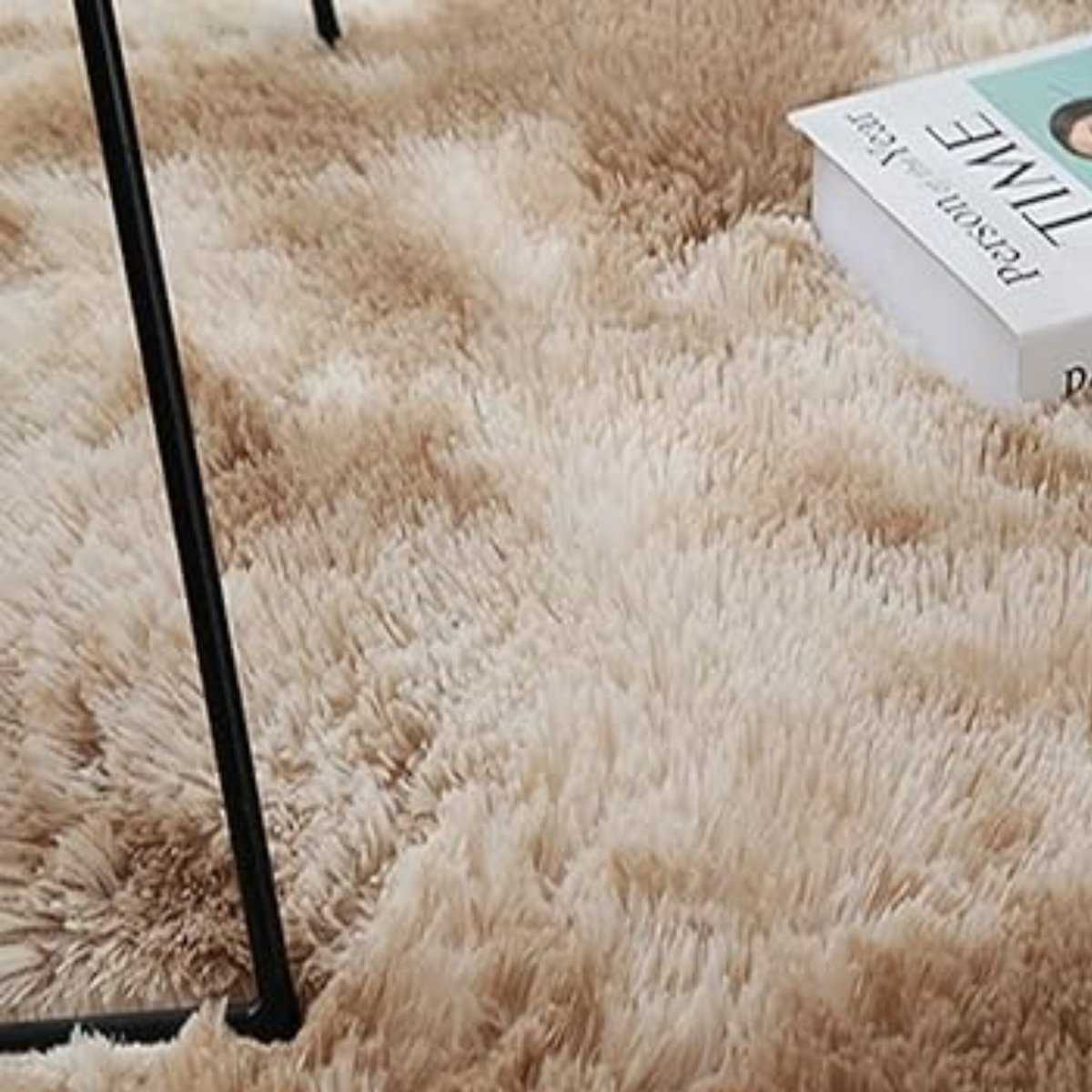 Tapis scandinave rond en fourrure douce Tapis scandinave rond en fourrure douce