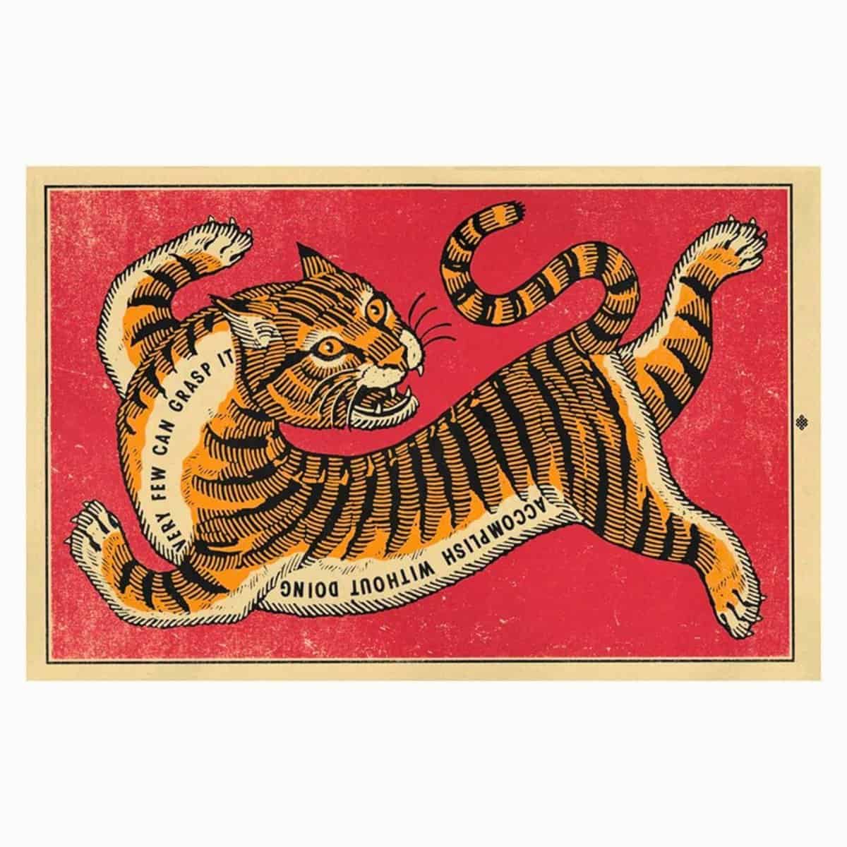 Tapis rouge original motif tigre Tapis rouge original motif tigre. Design audacieux, confort agréable, entretien facile et durabilité assurée.