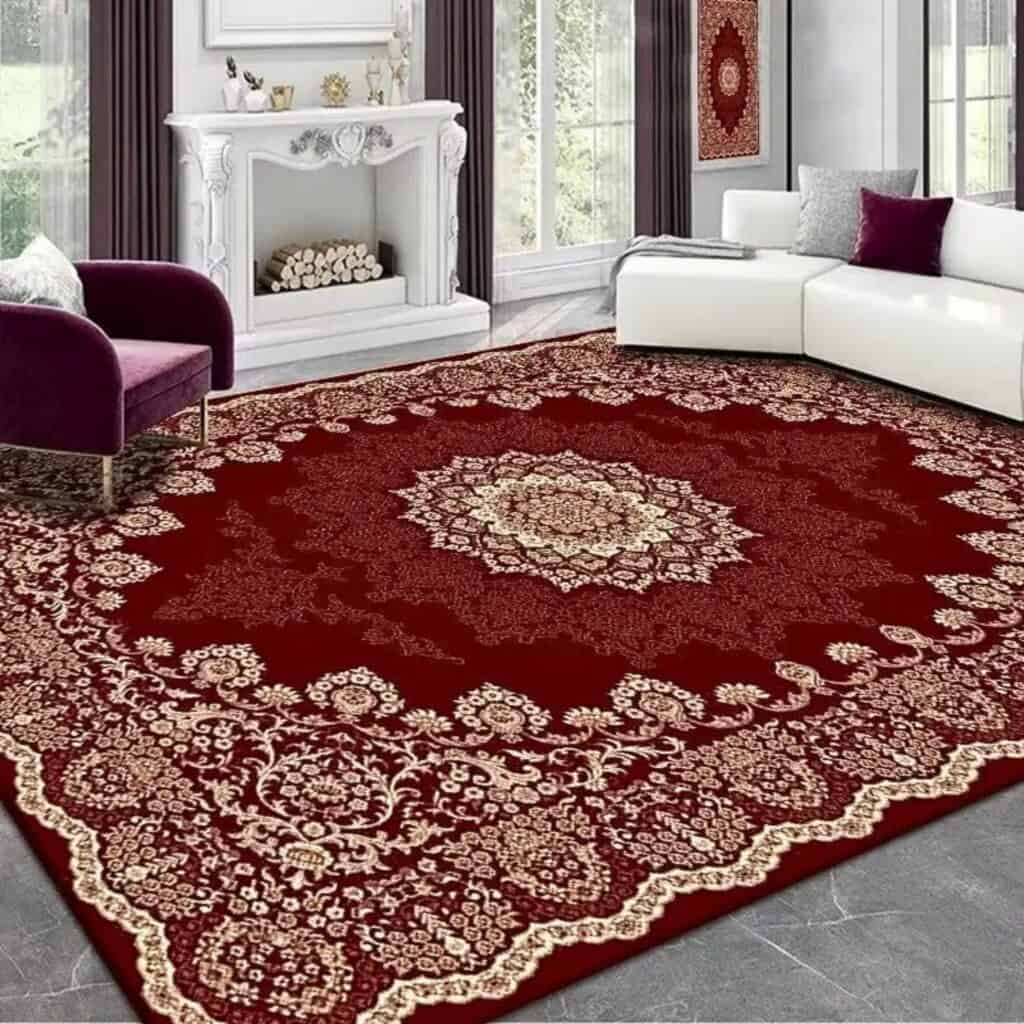 Tapis rouge style persan. Design sophistiqué, entretien facile et durabilité assurée. Idéal pour une touche de tradition et d'élégance.